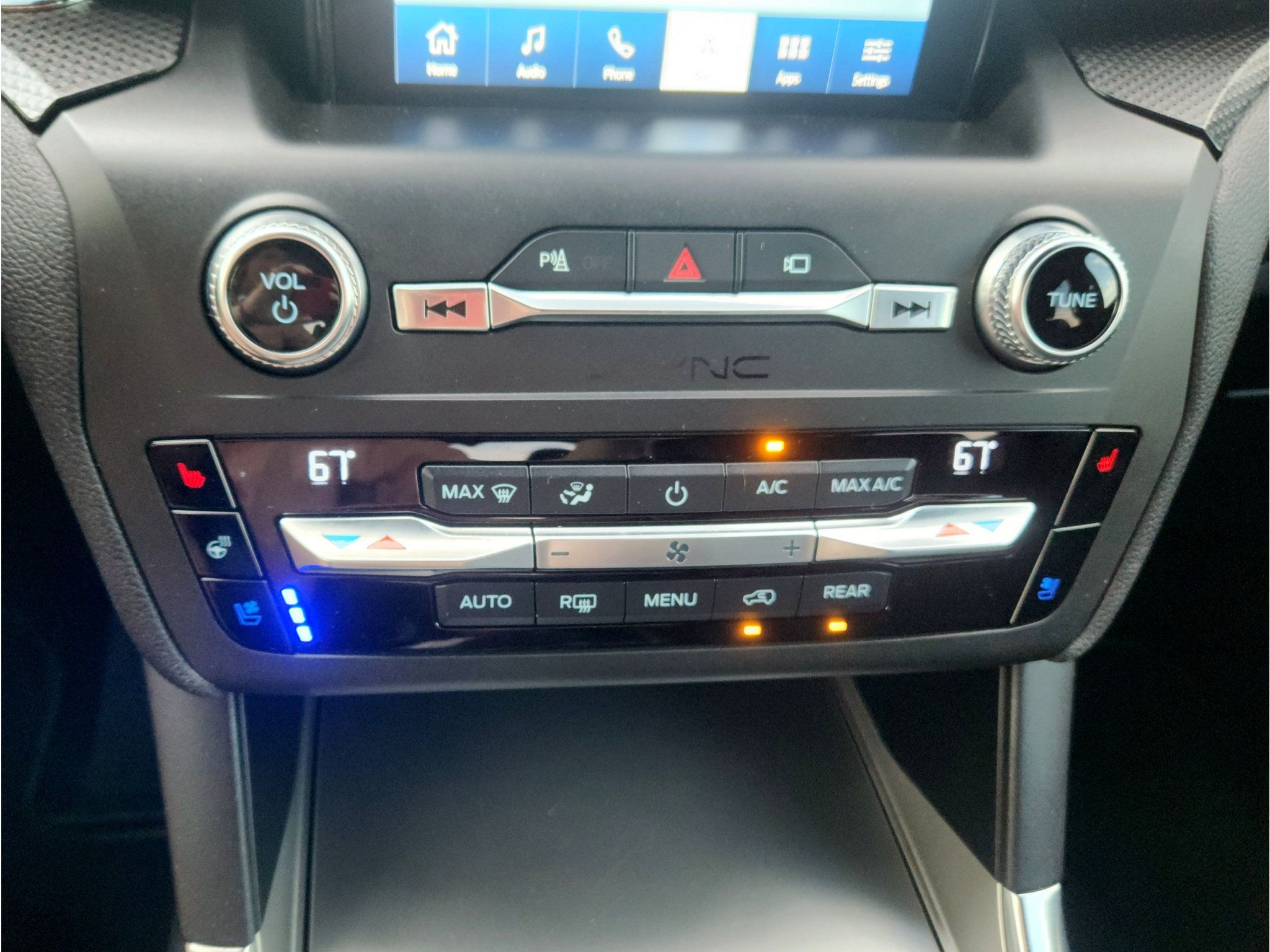 Used 2020 Ford Explorer ST w/ Premium Technology Package AWD/4WD image 32