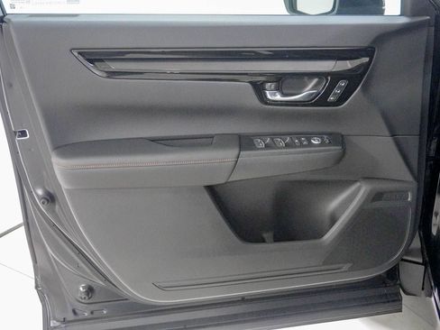Used 2026 Honda CR-V Sport Touring image 17