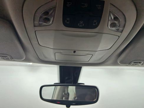 Used 2017 Chrysler Pacifica Touring w/ Tire & Wheel Group image 20