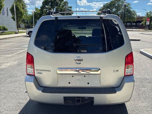 Used 2007 Nissan Pathfinder LE w/ LE Navigation Pkg AWD/4WD image 5