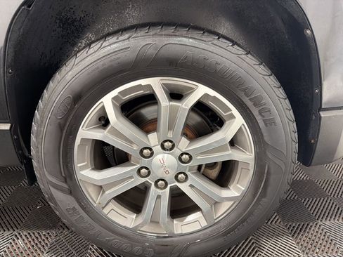 Used 2014 GMC Acadia SLT image 33