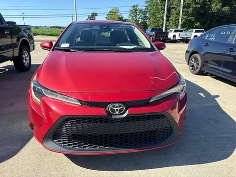 Used 2020 Toyota Corolla LE w/ Carpet Mat Package (TMS) FWD image 10