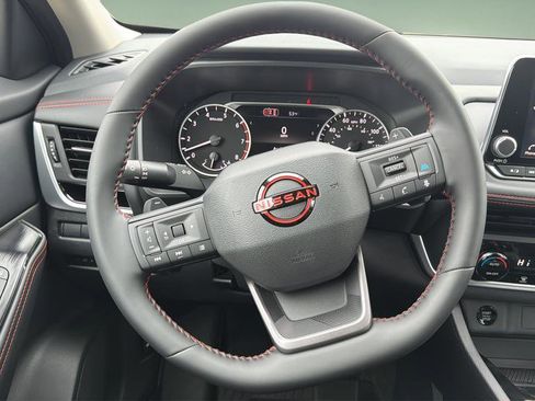 New 2026 Nissan Rogue SV AWD/4WD image 16