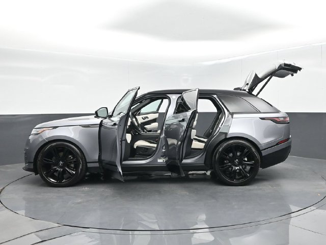 Used 2023 Land Rover Range Rover Velar R-Dynamic S AWD/4WD image 65