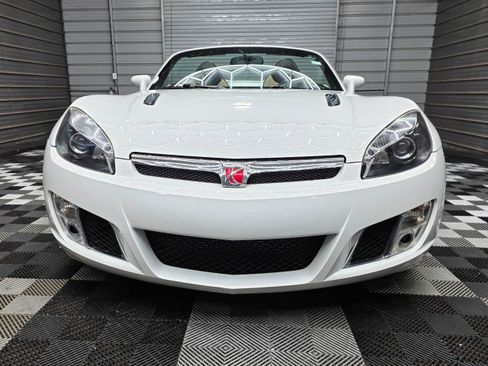 Used 2009 Saturn Sky Red Line RWD image 4
