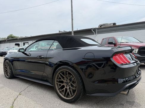 Used 2018 Ford Mustang Premium RWD image 3