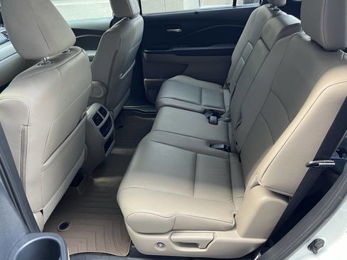 Used 2022 Honda Pilot EX-L image 17