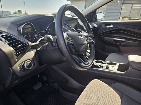 Used 2019 Ford Escape SE AWD/4WD image 14