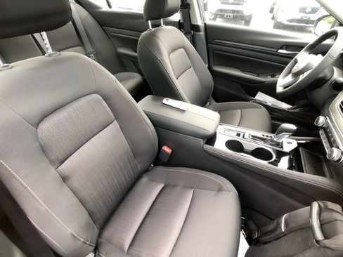 New 2025 Nissan Altima 2.5 SV w/ SV Premium Package image 28