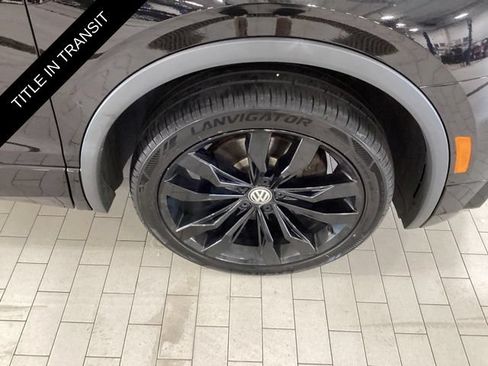 Used 2020 Volkswagen Tiguan SE R-Line AWD/4WD image 21