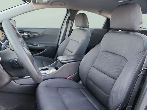 Used 2020 Chevrolet Malibu LT image 16