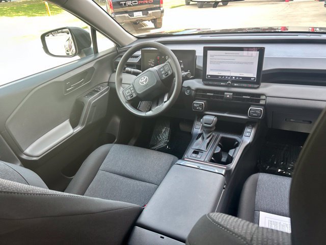 Used 2026 Toyota RAV4 LE AWD/4WD image 14