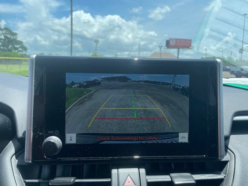 Used 2024 Toyota RAV4 XLE FWD image 23