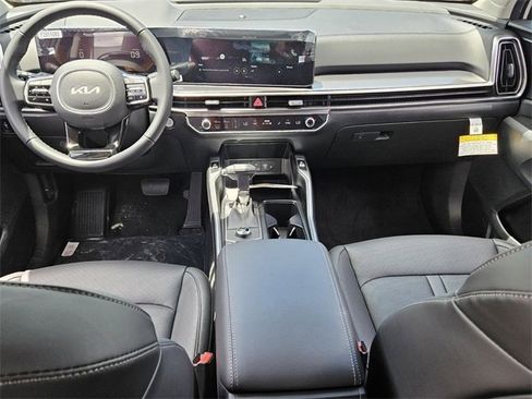 New 2025 Kia Sorento S w/ Panoramic Sunroof Package image 7