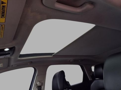 Used 2023 Kia Sportage SX image 26