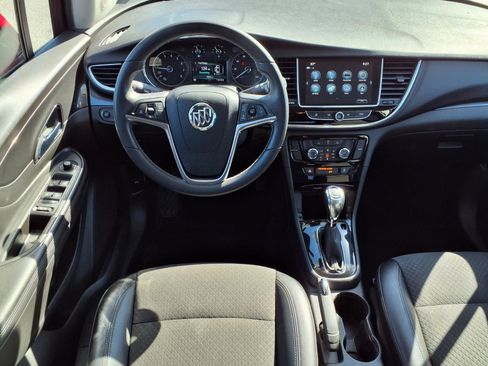 Used 2018 Buick Encore Preferred FWD image 2