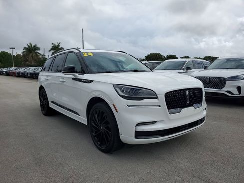 Certified 2024 Lincoln Aviator Reserve w/ Equipment Group 201A AWD/4WD image 30