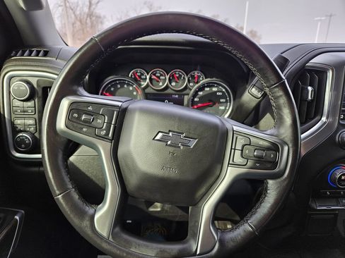 Used 2022 Chevrolet Silverado 1500 RST w/ Z71 Off-Road Package AWD/4WD image 13