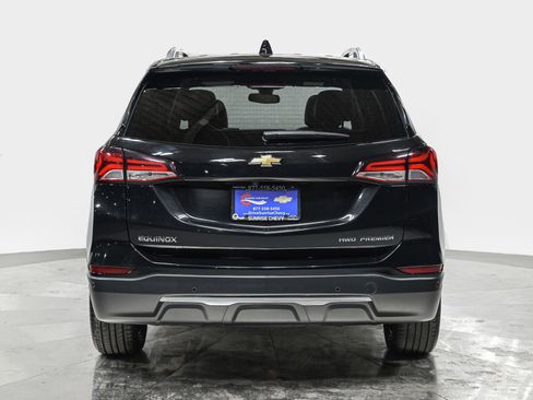 Used 2023 Chevrolet Equinox Premier image 5