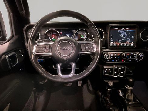 Used 2023 Jeep Wrangler Sahara w/ Cold Weather Group AWD/4WD image 8