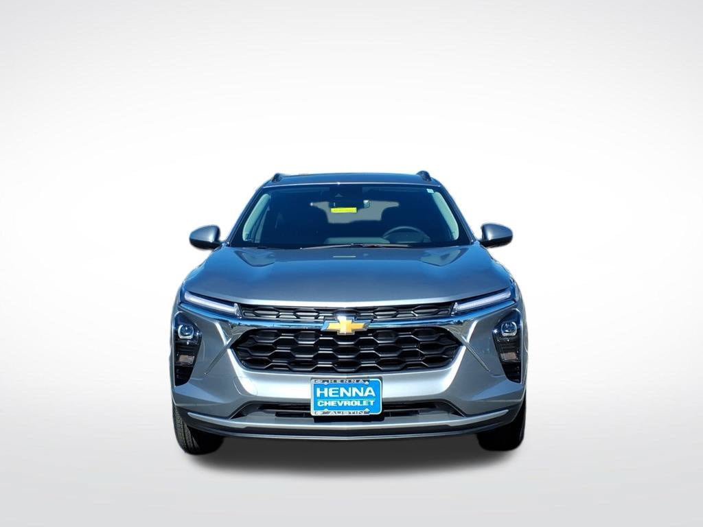 New 2026 Chevrolet Trax LT w/ Driver Confidence Package FWD image 9