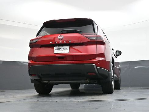 Certified 2026 Nissan Rogue S image 35