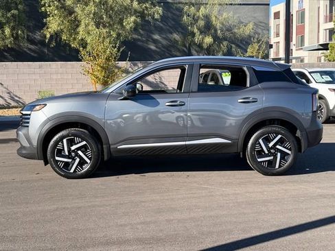 New 2026 Nissan Kicks SV w/ SV Premium Package FWD image 2