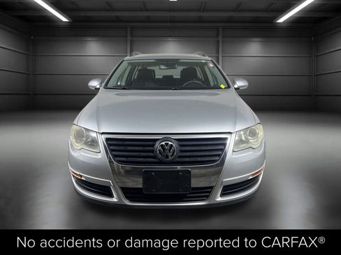 Used 2007 Volkswagen Passat 2.0T image 2