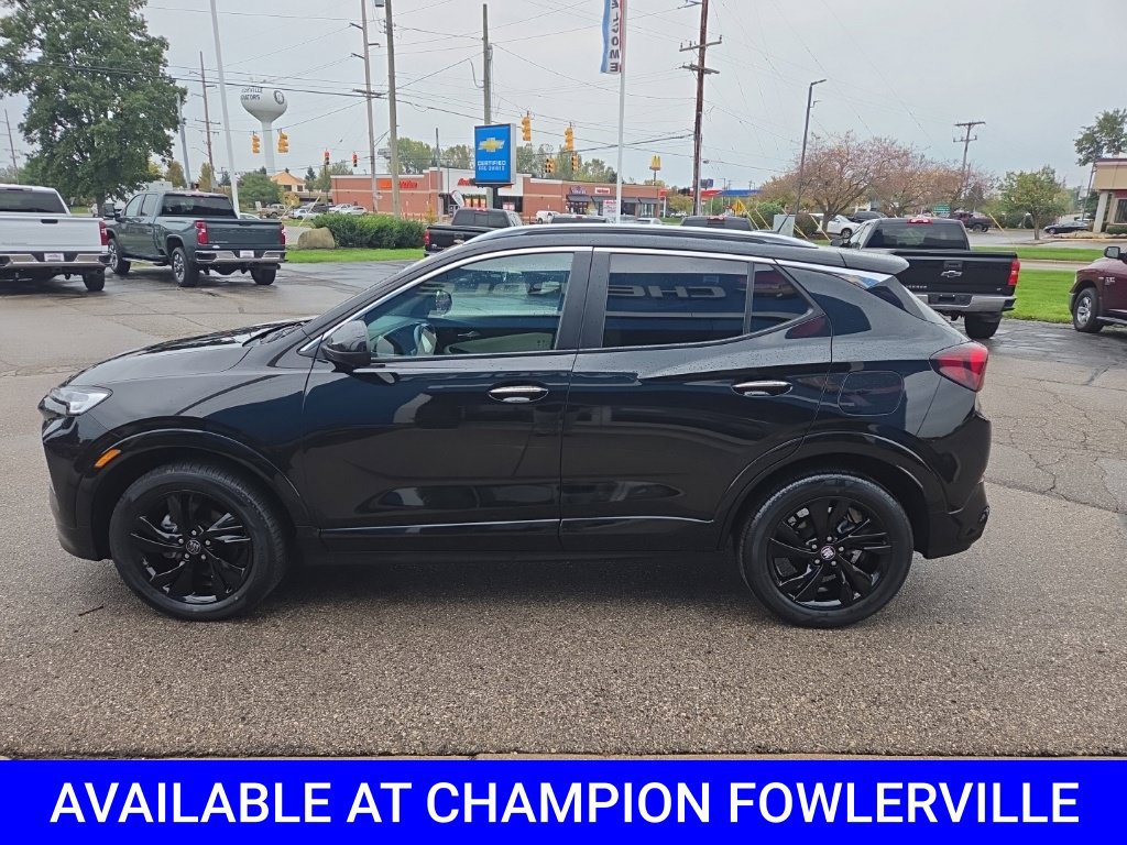 Used 2024 Buick Encore GX Sport Touring w/ Advanced Technology Package AWD/4WD image 7