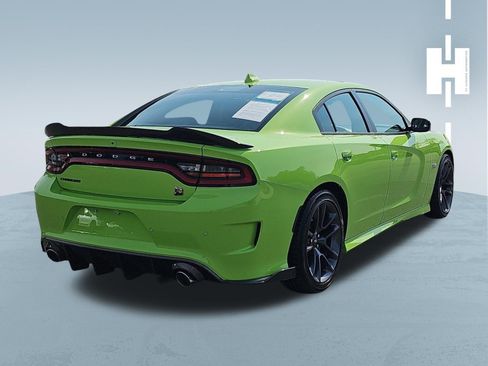 Used 2023 Dodge Charger Scat Pack w/ Plus Group RWD image 4