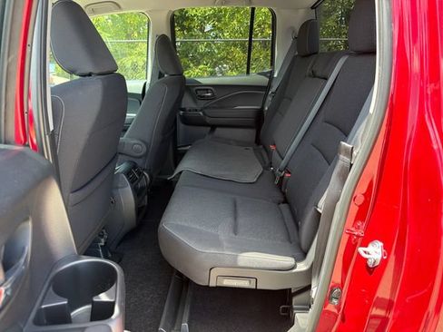 Used 2022 Honda Ridgeline Sport image 14
