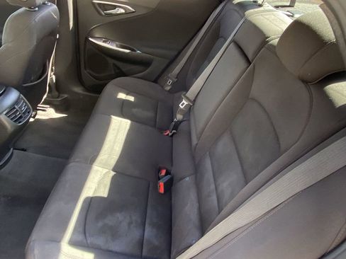 Used 2022 Chevrolet Malibu LT image 17