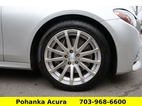 Used 2020 Mercedes-Benz E 350 4MATIC Sedan image 32