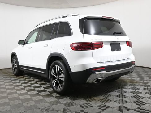 New 2026 Mercedes-Benz GLB 250 4MATIC image 5