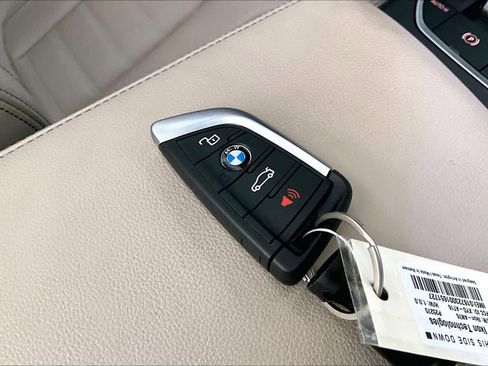 Used 2023 BMW 430i Convertible w/ M Sport Package image 13