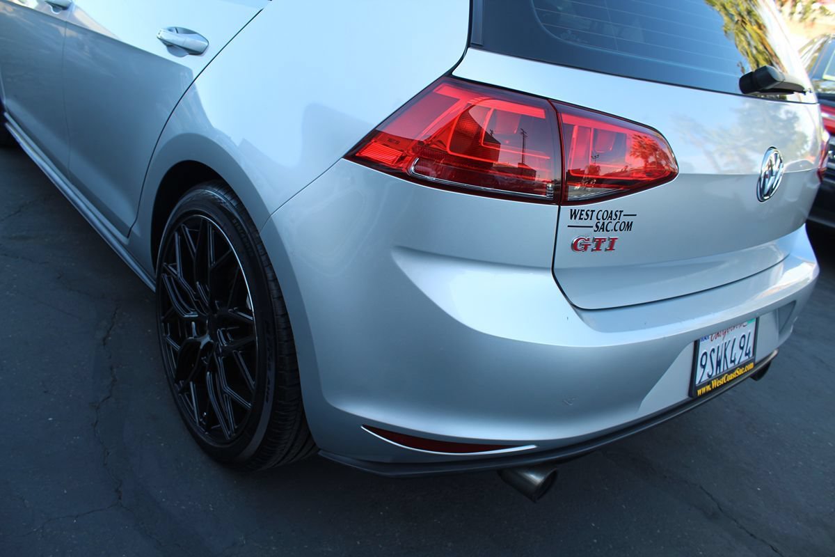 Used 2016 Volkswagen GTI S FWD image 16