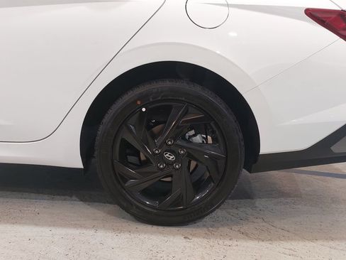 New 2026 Hyundai Elantra Sport FWD image 31
