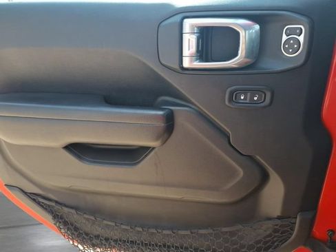 Used 2018 Jeep Wrangler Sport AWD/4WD image 15