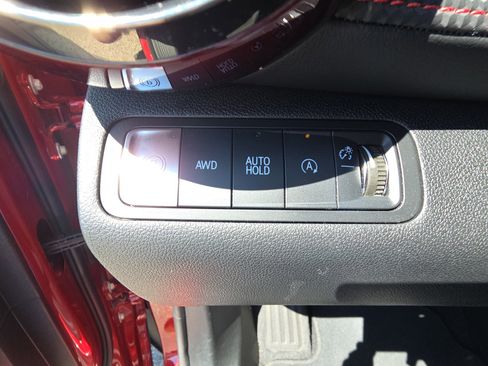 Certified 2025 Chevrolet Equinox RS w/ Safety and Technology Package image 20