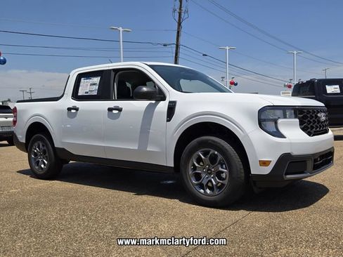 New 2026 Ford Maverick XLT FWD image 5