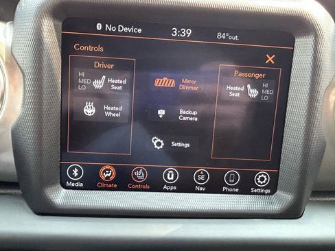 Used 2020 Jeep Wrangler Unlimited Sahara w/ Uconnect 4C Nav & Sound Group AWD/4WD image 25