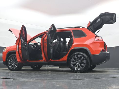 Used 2021 Jeep Cherokee Latitude Lux 80th Anniv w/ Quick Order Package 26U 80TH AWD/4WD image 43