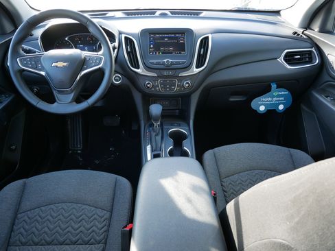 Certified 2024 Chevrolet Equinox LT image 11