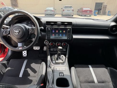 Used 2023 Toyota GR86 Premium RWD image 23