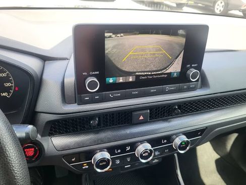Used 2024 Honda CR-V EX image 16