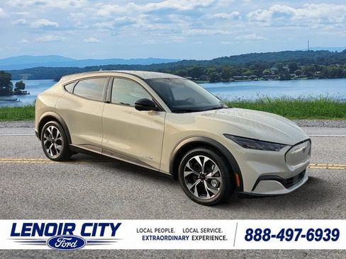 Used 2025 Ford Mustang Mach-E Select RWD image 1