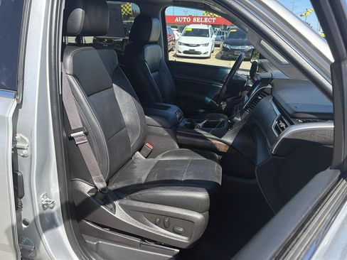 Used 2016 Chevrolet Tahoe LT w/ Luxury Package AWD/4WD image 27