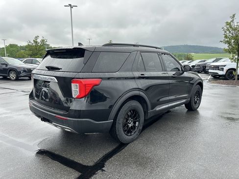 Used 2020 Ford Explorer XLT w/ Equipment Group 202A AWD/4WD image 7