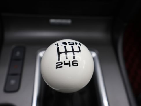 Used 2013 Ford Mustang Shelby GT500 RWD image 45