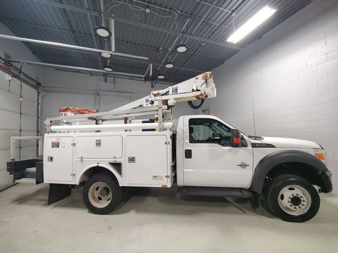 Used 2014 Ford F450 XL w/ Power Equipment Group image 5